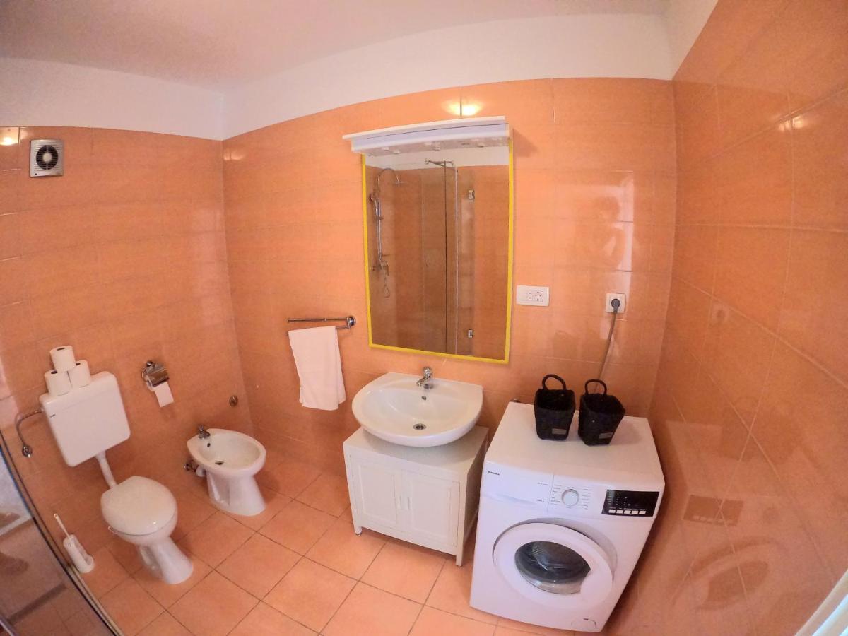 Lifestyle Apartment Podstrana Bagian luar foto